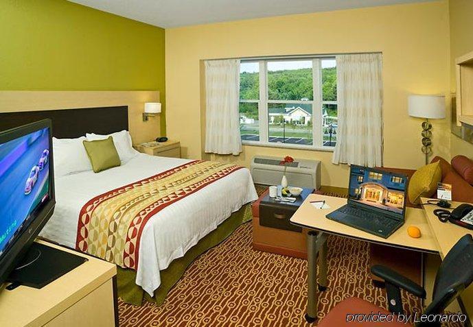 Towneplace Suites By Marriott Gilford Quarto foto